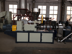 Soft PVC Granulation Machine from China