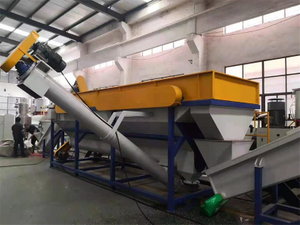 Good Quality China Hard Plastic Recycling Machine 500Kg per hour 